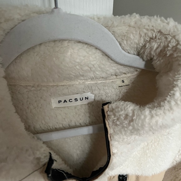 Pacsun White Fleece Zip-Up - Picture 2 of 3